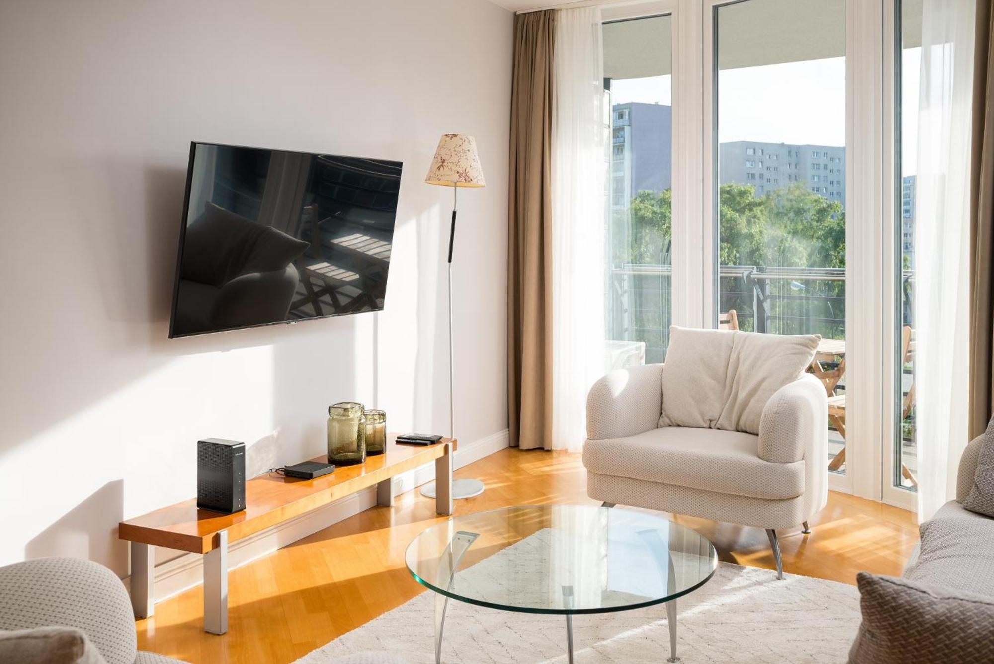 Metro Imielin 2-bedroom Apartament Warszawa