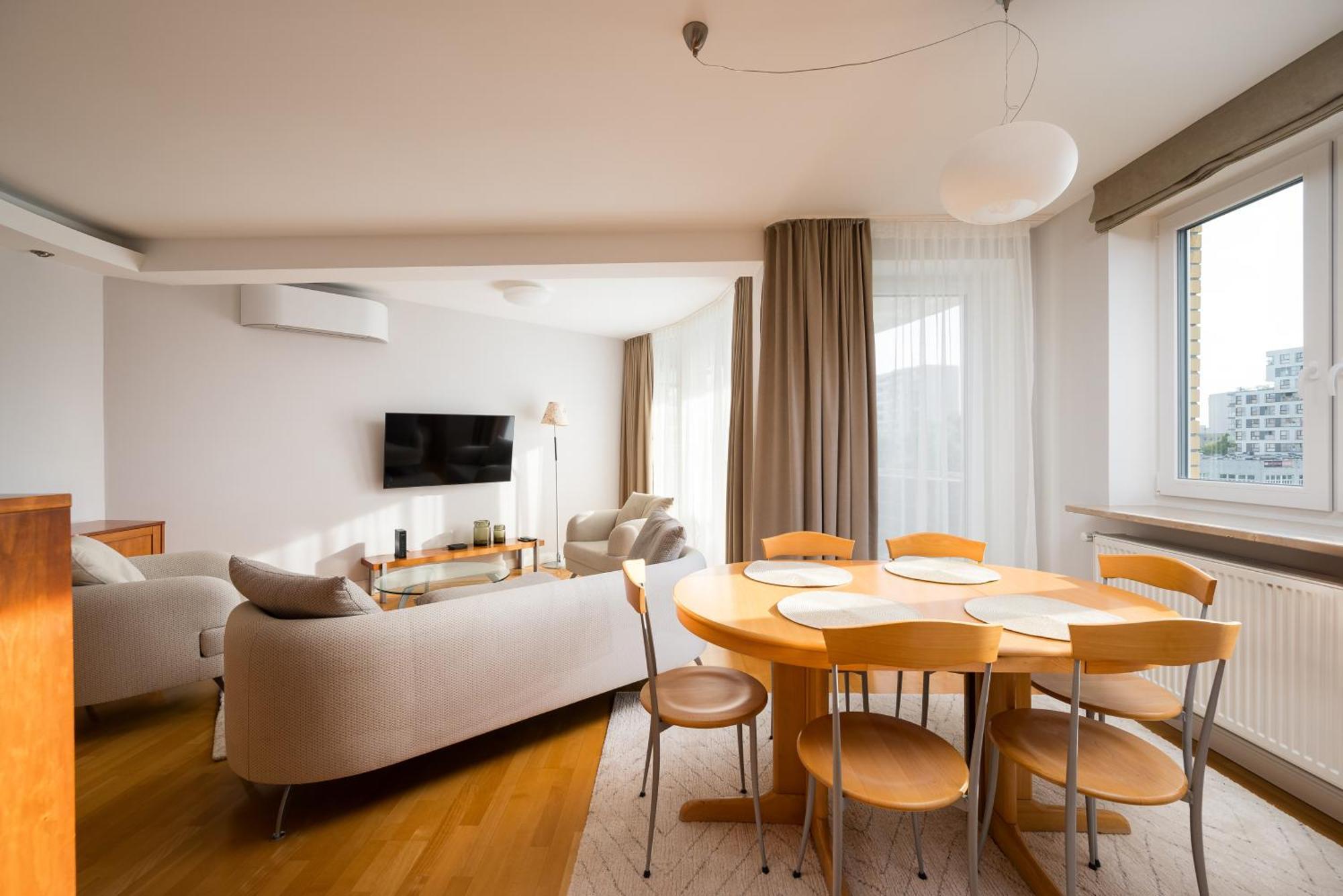 Metro Imielin 2-bedroom Apartament Warszawa